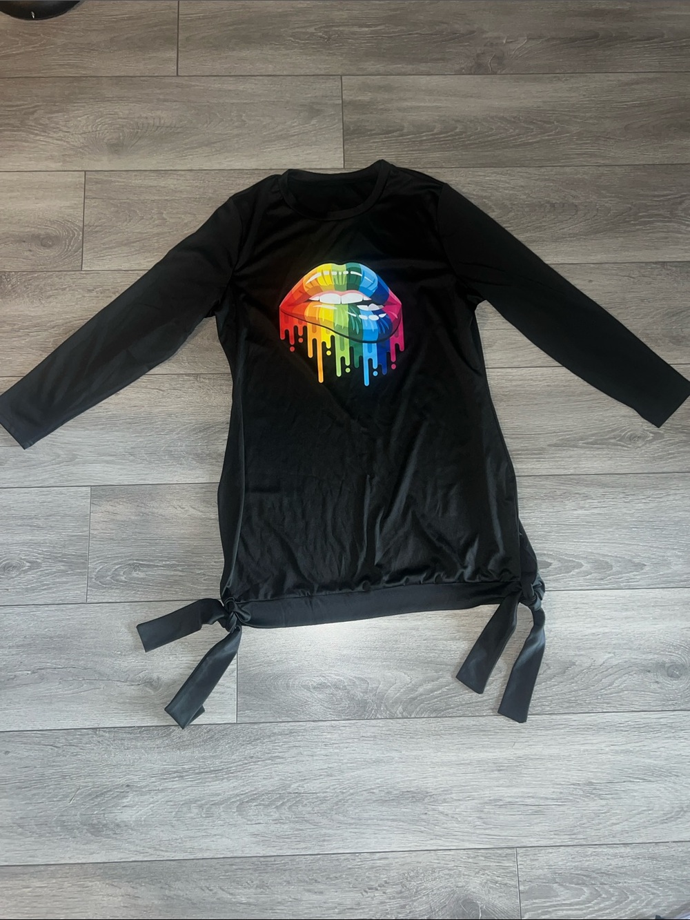 Black Long Sleeve Tunic Top with Rainbow Drip Lips Graphic
